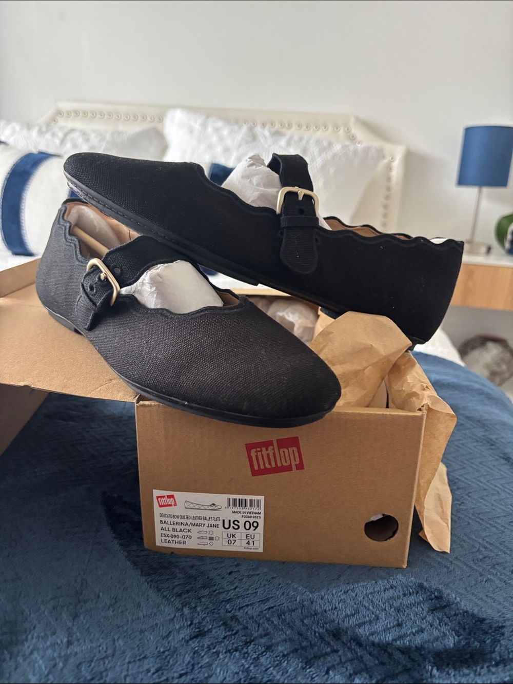 Fitflop Black Girls' Mary Jane Flats with Buckle Strap